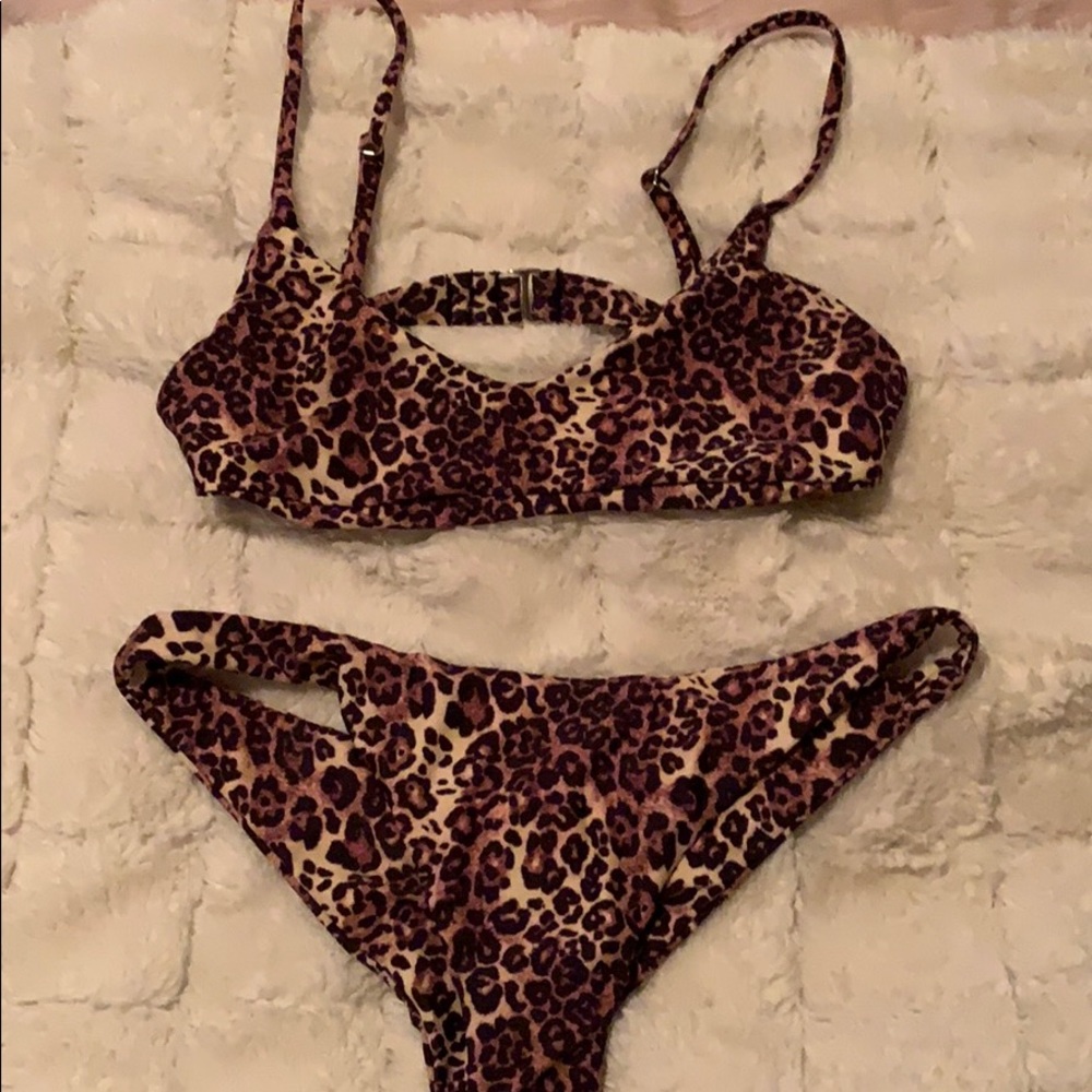 Cheetah print bikin